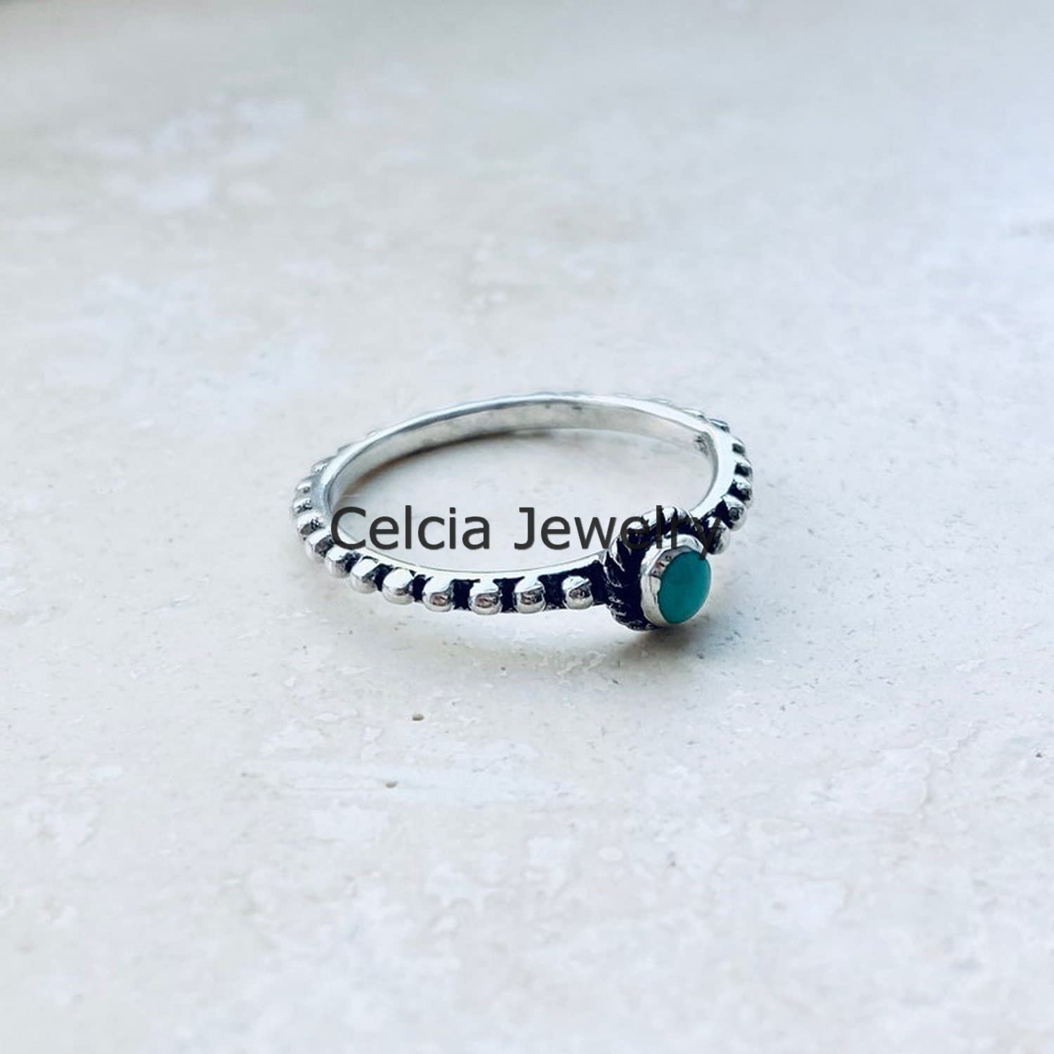 Anillo de mujer de piedra preciosa curativa natural turquesa, anillo pequeño estilo Bali, anillo solitario, anillo bohemio, anillo delicado, anillo del día de la madre