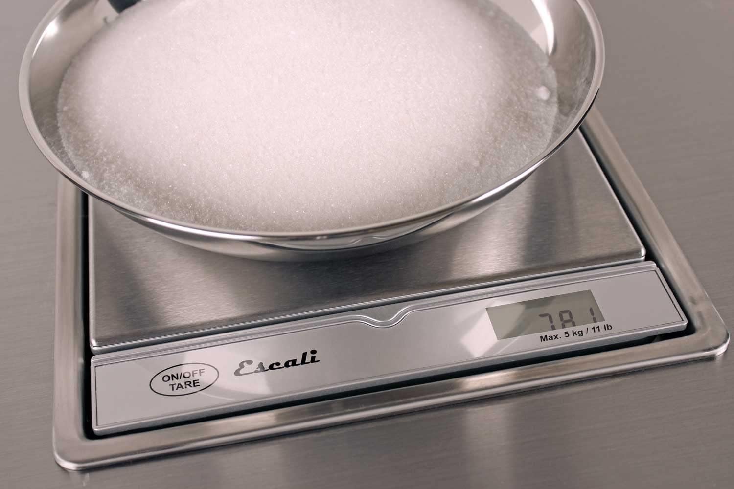 Escali In Surface Mount Commercial Kitchen Scale, 11lb Cappacity 1 Gram Increments, Digital LCD Display