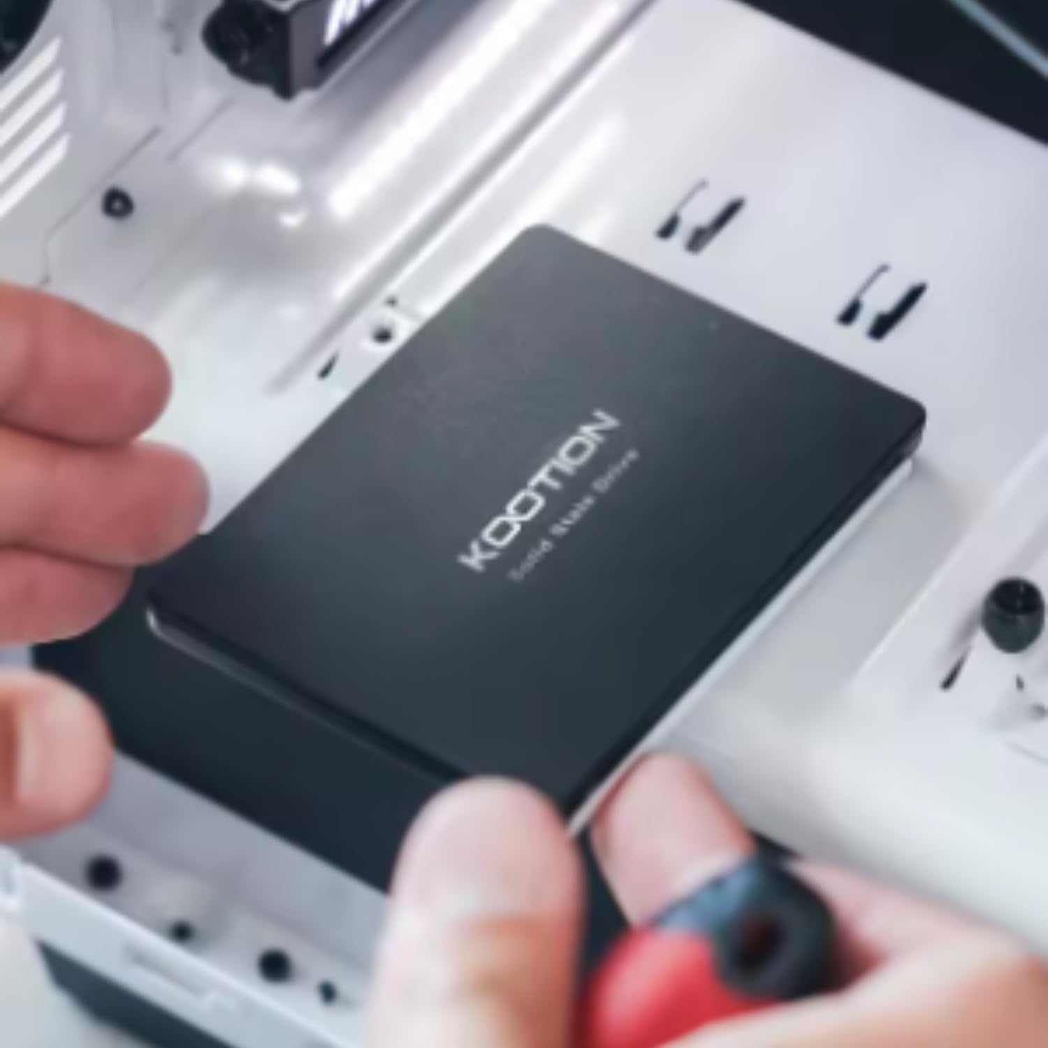 SSD Ko Otion X12 256GB Testado por 7 dias: Alta Velocidade para PC