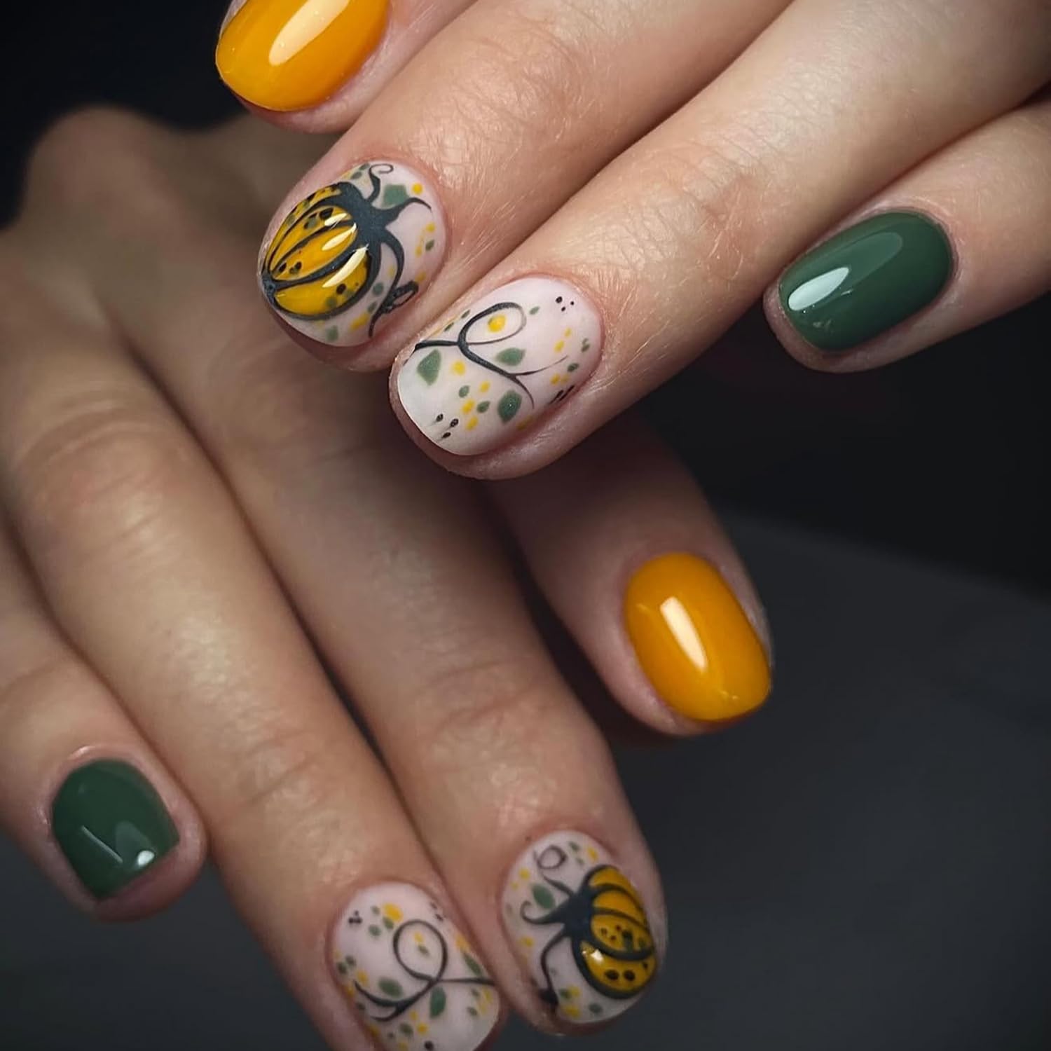 Fall Press On Nails Short Square Fake Nails Green Yellow Nails Press Ons
