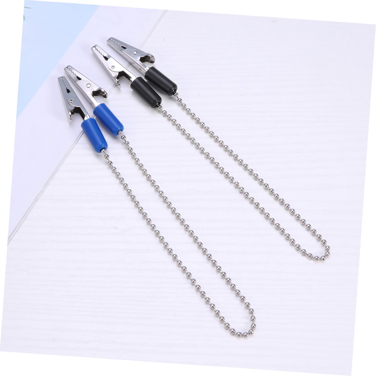 4pcs Napkin Holder Chain Clip Bib Clip for Restaurant Home Metal Chain Lightweight Random