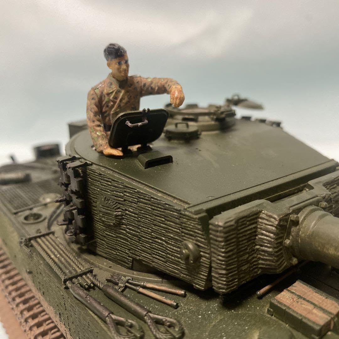 Amazon.co.jp: ドラゴン1 35 ドイツ軍 武装SS戦車兵フィギュア-1