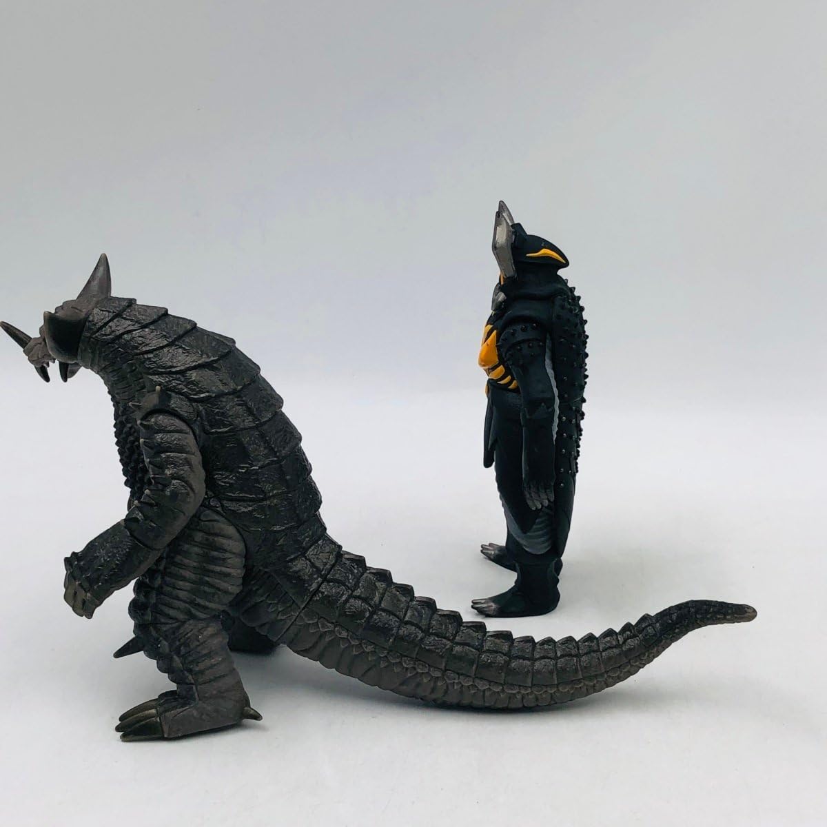 Amazon | 品 怪獣シリーズ 大怪獣シリーズ EXゴモラ EXゼットン 2種