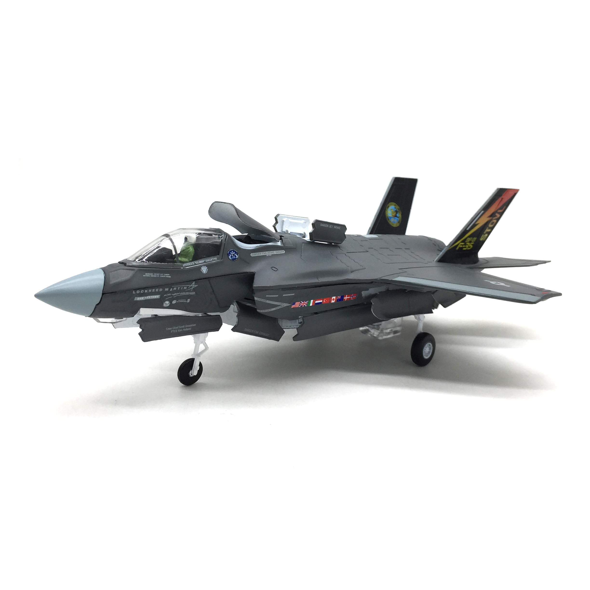 Enatuther 1/72 Scale Diecast Military Model Aircraft US Air Force F-35 Lightning II Fighter Jet Model Plane for Collection or Gift