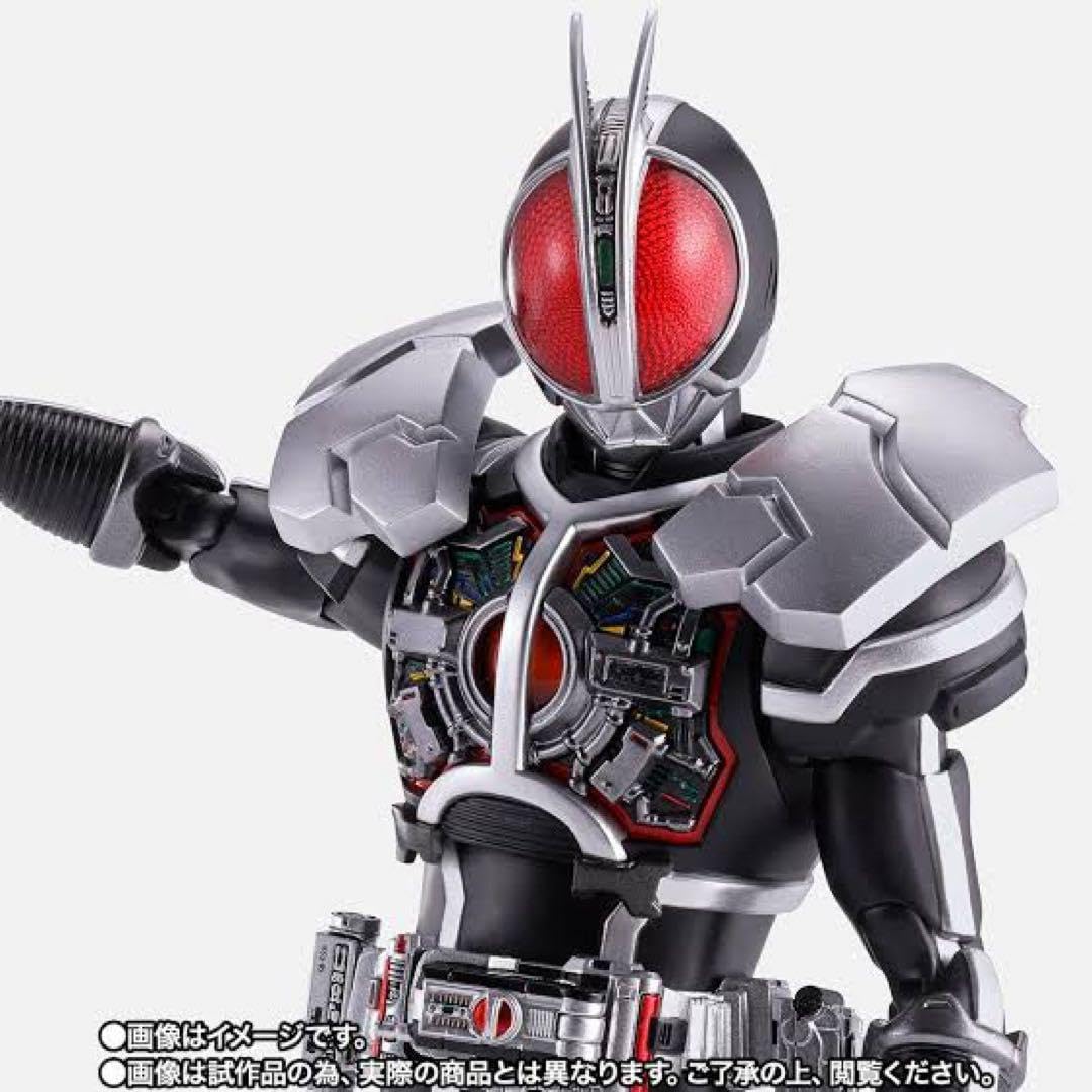 S.H.Figuarts（真骨彫製法）仮面ライダーファイズ アクセルフォーム ブッシュネル レーザー距離計 ピンシーカー TOUR V5 SHIFT 未