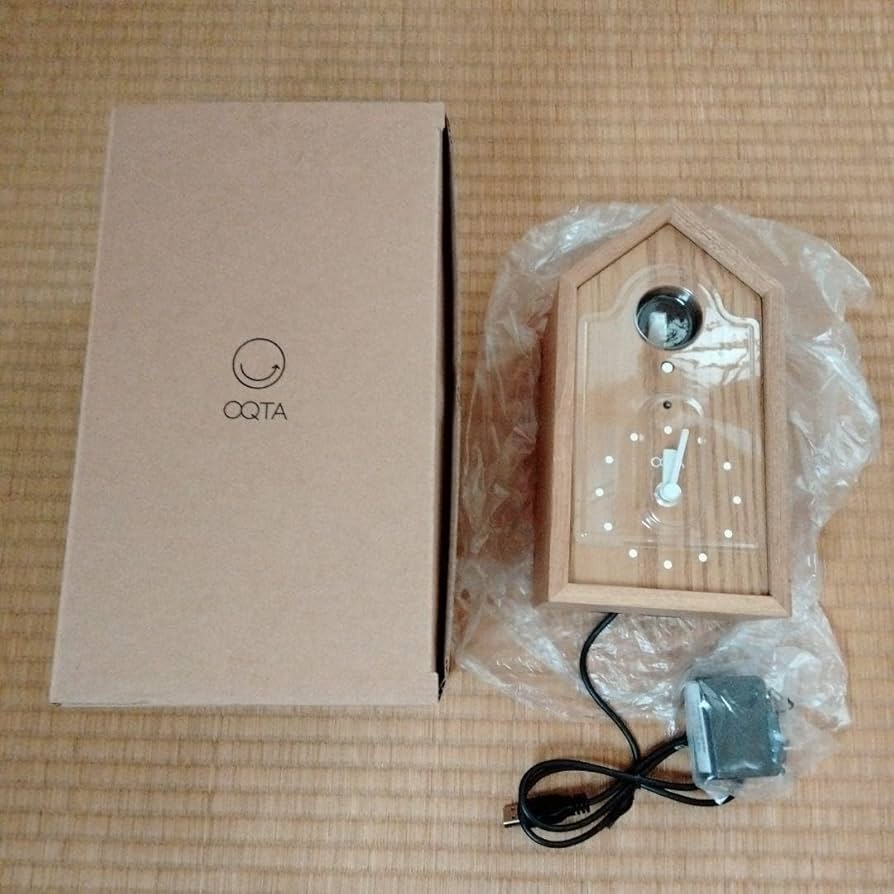 北欧風鳩時計OQTA