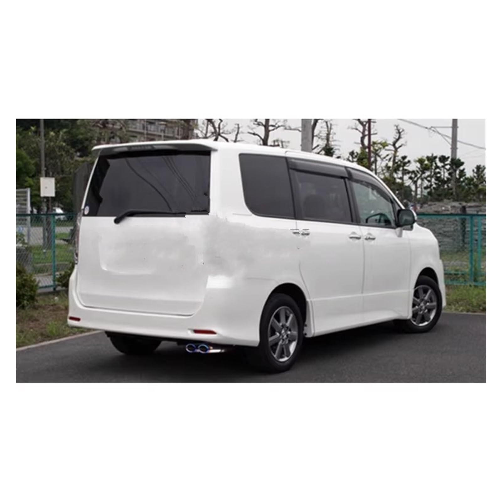 Becquet arrière argent pour Toyota Noah Voxy 70 2007-2012 - 6