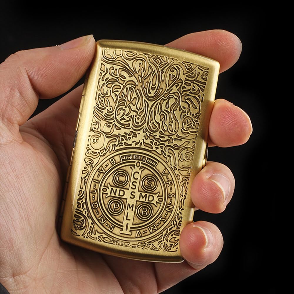 Metal Embossed Cigarette Case, Can Hold 12 Ordinary Thick Cigarettes, Unisex, Double-Sided Spring Clip, Copper Chrome-Plated Material, Pressure-Resistant and Portable,Suitable for Smokers