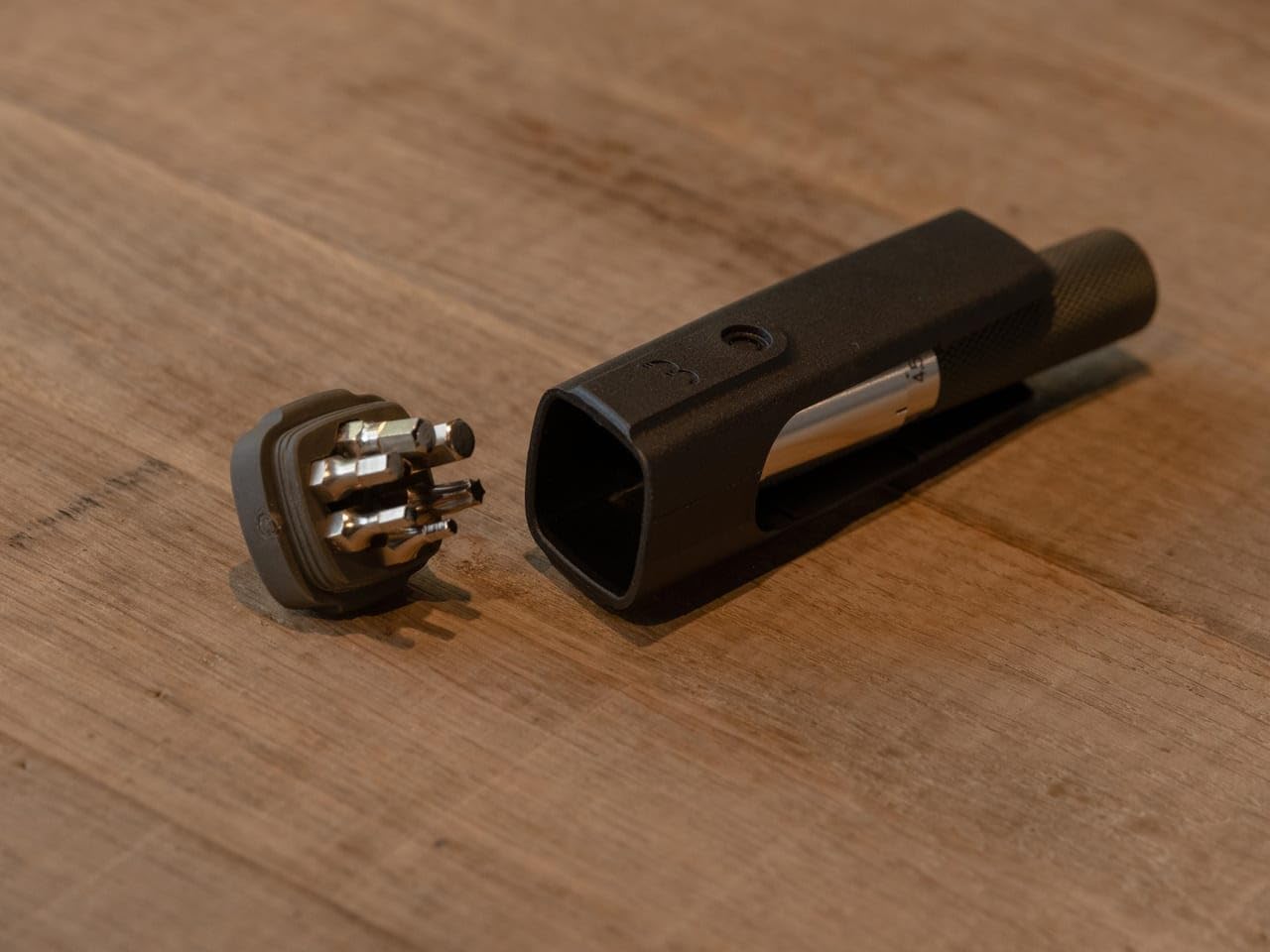 BBB Cycling, TorqueTune, Torque Wrench Spanner and Hex Key Set for Road and Mountain Bikes, Repair Kit, Hand Tool, T25 Torx, 4-6 Nm, BTL-182, Black