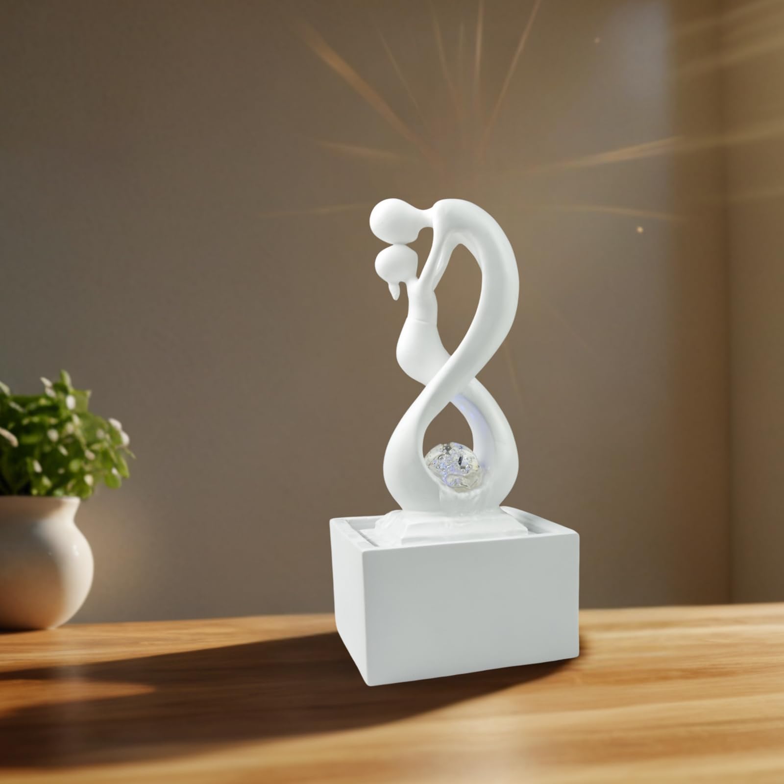 Zen'Light - Moderner Zimmerbrunnen Amor Weiß mit Farbigem LED-Licht - Zeitgenössische Innendekoration, Ideal für Meditation und Entspannung - Geschlossener Kreislauf mit Rotierender Kugel - 31x14x14cm