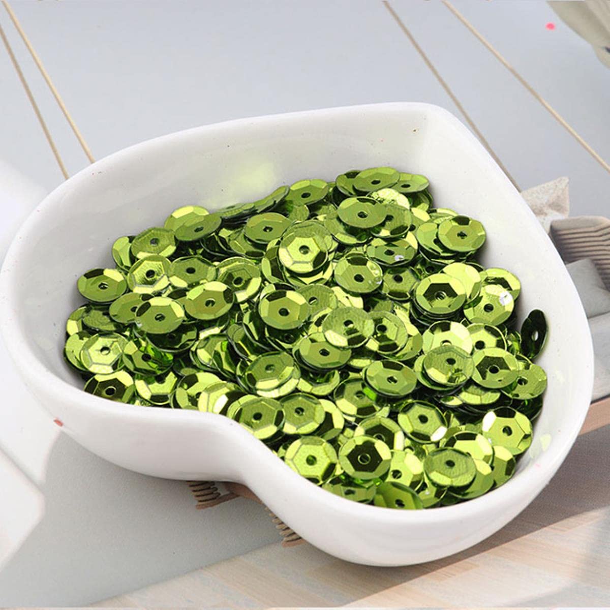 Multi Taille 4mm/5mm/6mm/8mm/10mm Tasse Sequin PVC Forme Ronde Paillettes Pour Artisanat, Décoration De Mariage Bricolage Accessoires De Couture 10G-AB Orange, 5mm 10g 1200pcs