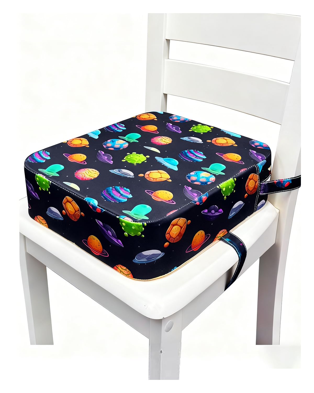 Sitzerhöhung Stuhl Kind, Universum Boosterkissen, 9 cm dick sitzkissen kinder mit hohem Rückprall, mit fester Sicherheitsschnalle, geeignet für Mädchen Jungen im Alter von 3, 4, 5, 6 Jahren(Schwarz)