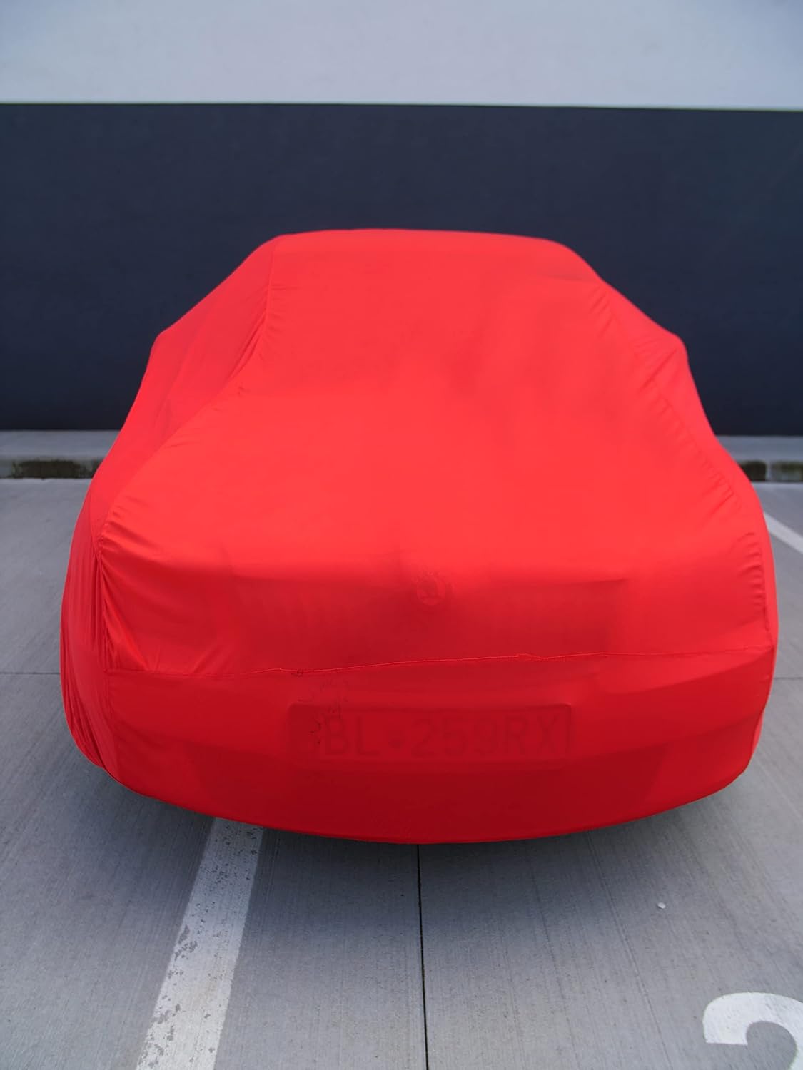 Cosmos - Indoor Car Cover Compatible with Main Hatchback Models, Elastic, Breathable and Dustproof Fabric, Soft Lining, Snug Fit, Red