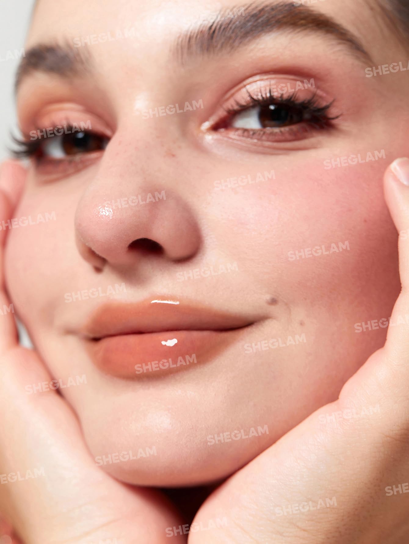 SHEGLAM PoutPerfect Moisturizing Solid Lip Gloss Non Sticky Lipstick with Coconut Oil - Walk on the Beach - Image 2