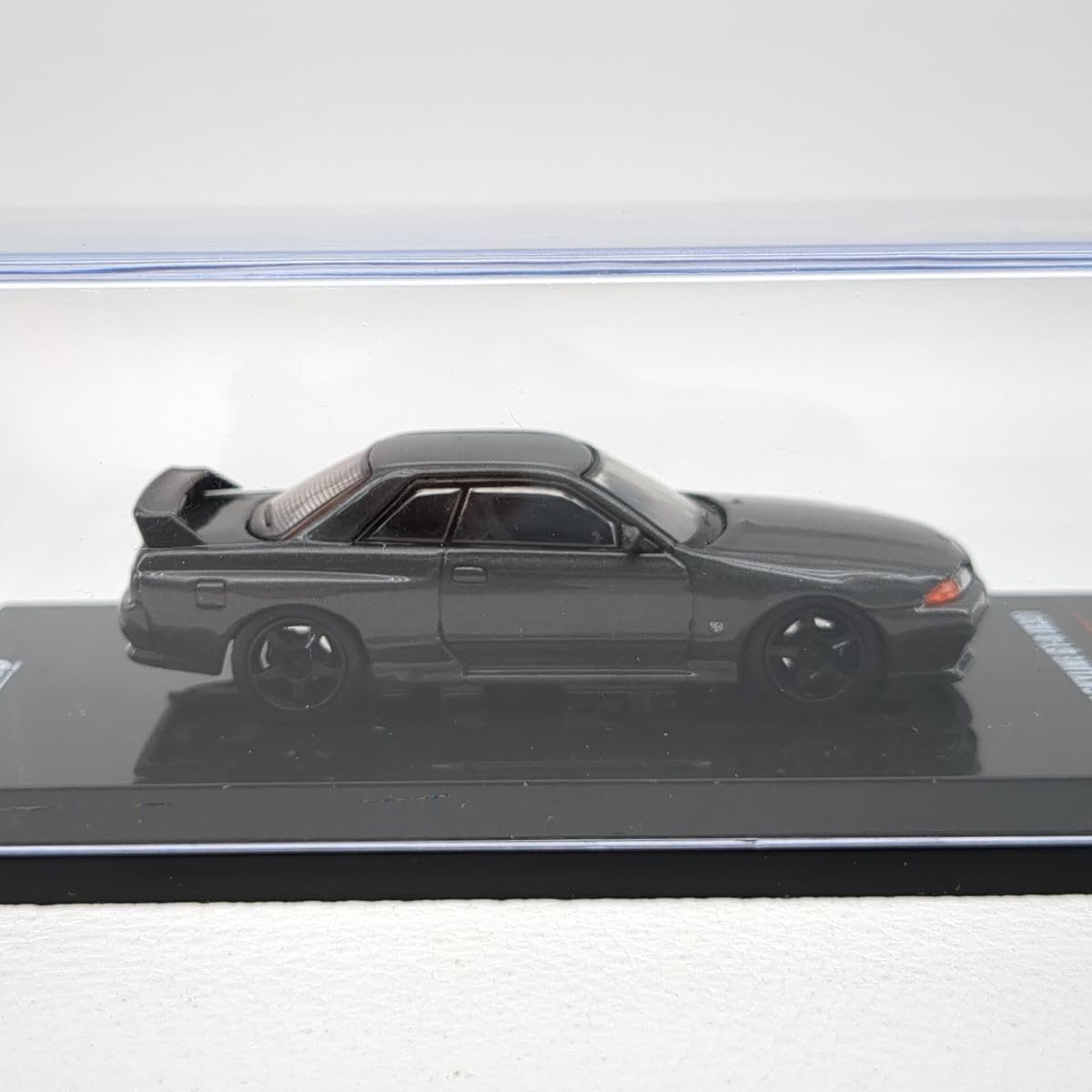 Amazon | イノモデル スカイライン GT-R R32 1/64 ミニカー ガン
