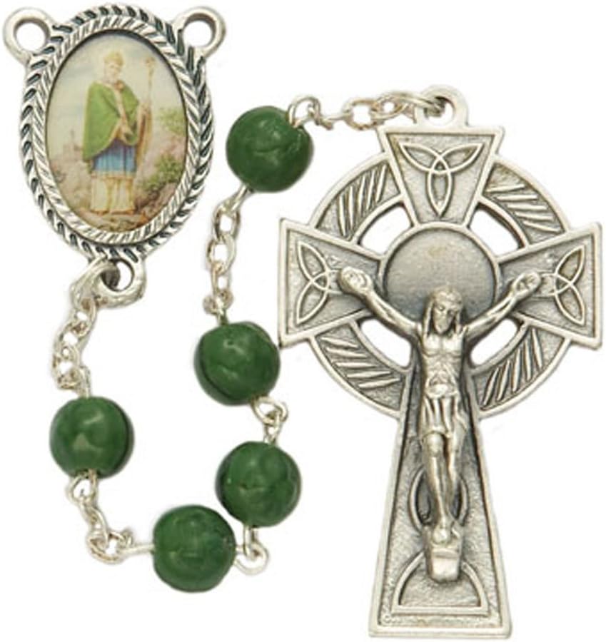 True Faith Jewelry Green Shamrock Rosary Prayer Beads with Saint Patrick and Jesus’ Crucifix Cross, 18-Inch