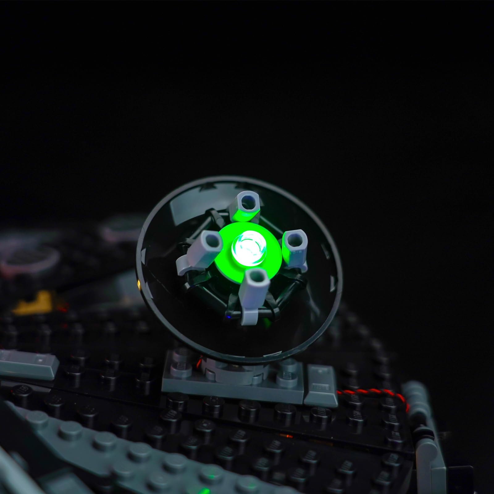 Zestaw oświetlenia zdalnego sterowania kompatybilny z 75389 The Dark Falcon (bez modelu), zestaw oświetlenia LED, kompatybilny z Dark Millennium Falke, kreatywna zabawka