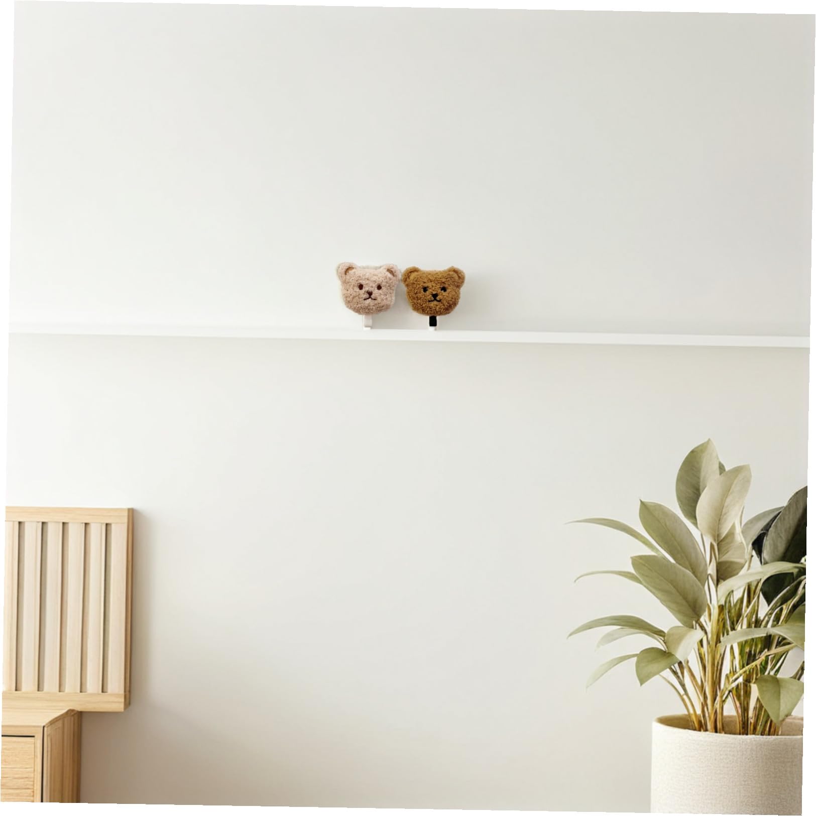 2 Ganci da Parete Orso in Peluche Morbido, Ganci Adesivi Decorativi per Bagno e Casa, Portachiavi Autoadesivi Compatti per Asciugamani, Cappelli e Accessori, Uso in Soggiorno