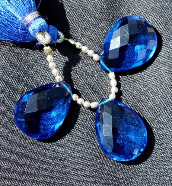 Quartz bleu briolette poire pour réparer et personnaliser vos bijoux