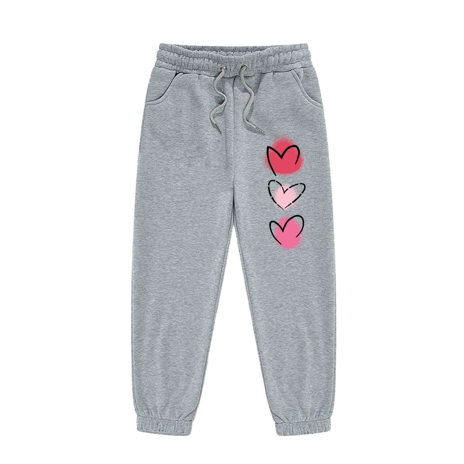 Conjunto de entrenamiento para niñas, 2 piezas, otoño 2025, con capucha, manga larga, gráfico, cómodo, estampado de corazón, pantalones de chándal para salir, correr, viajar, acogedor