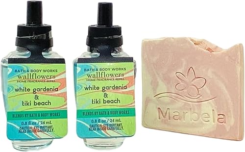 Bath & Body Works Paquete de 2 repuestos de fragancia para el hogar Gardenia y Tiki Beach Wallflowers White con un jabón de muestra de Marbela