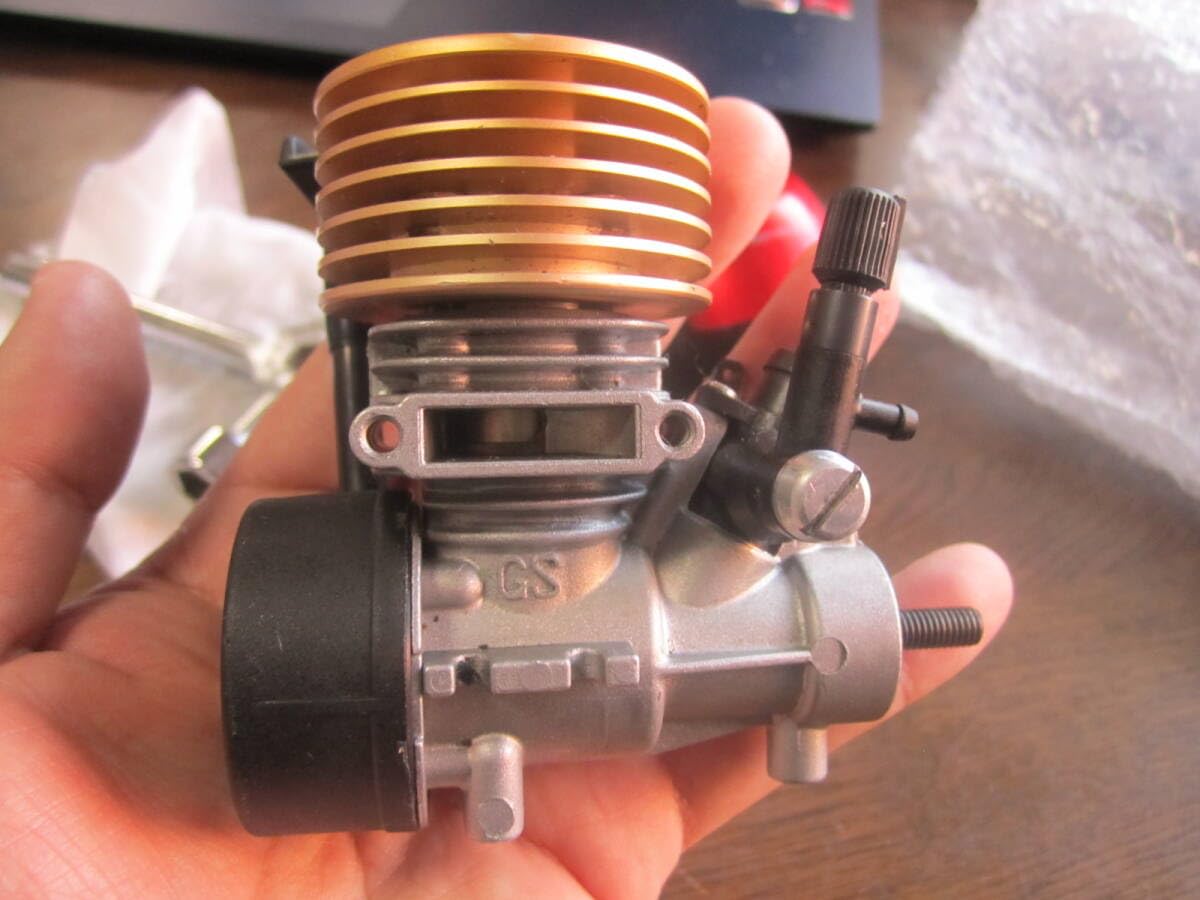 京商　昔のGS15エンジンエンジンカーラジコン Amazon.co.jp: 京商 KYOSHO GS15R エンジン GP R/C ENGINE GS 15 R