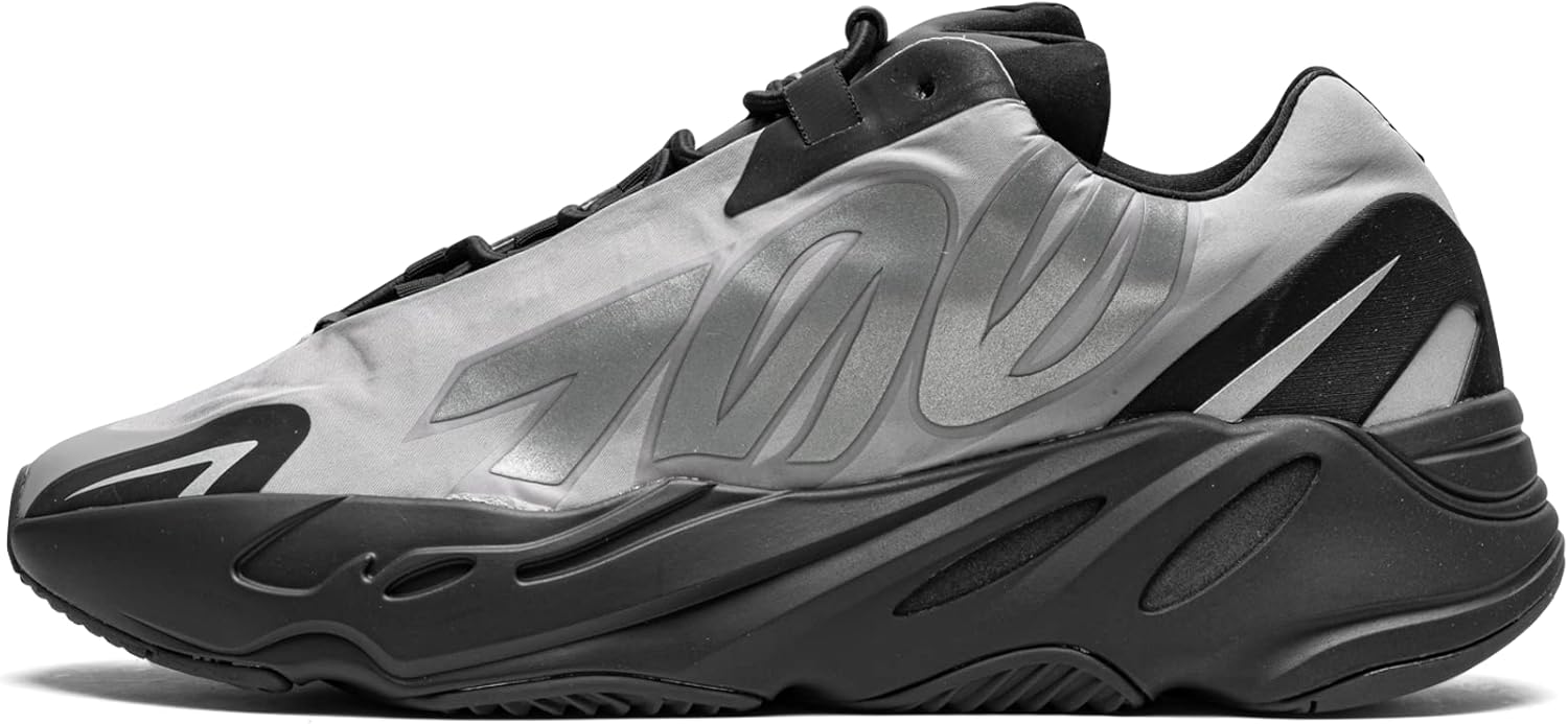 yeezy 700 size 10