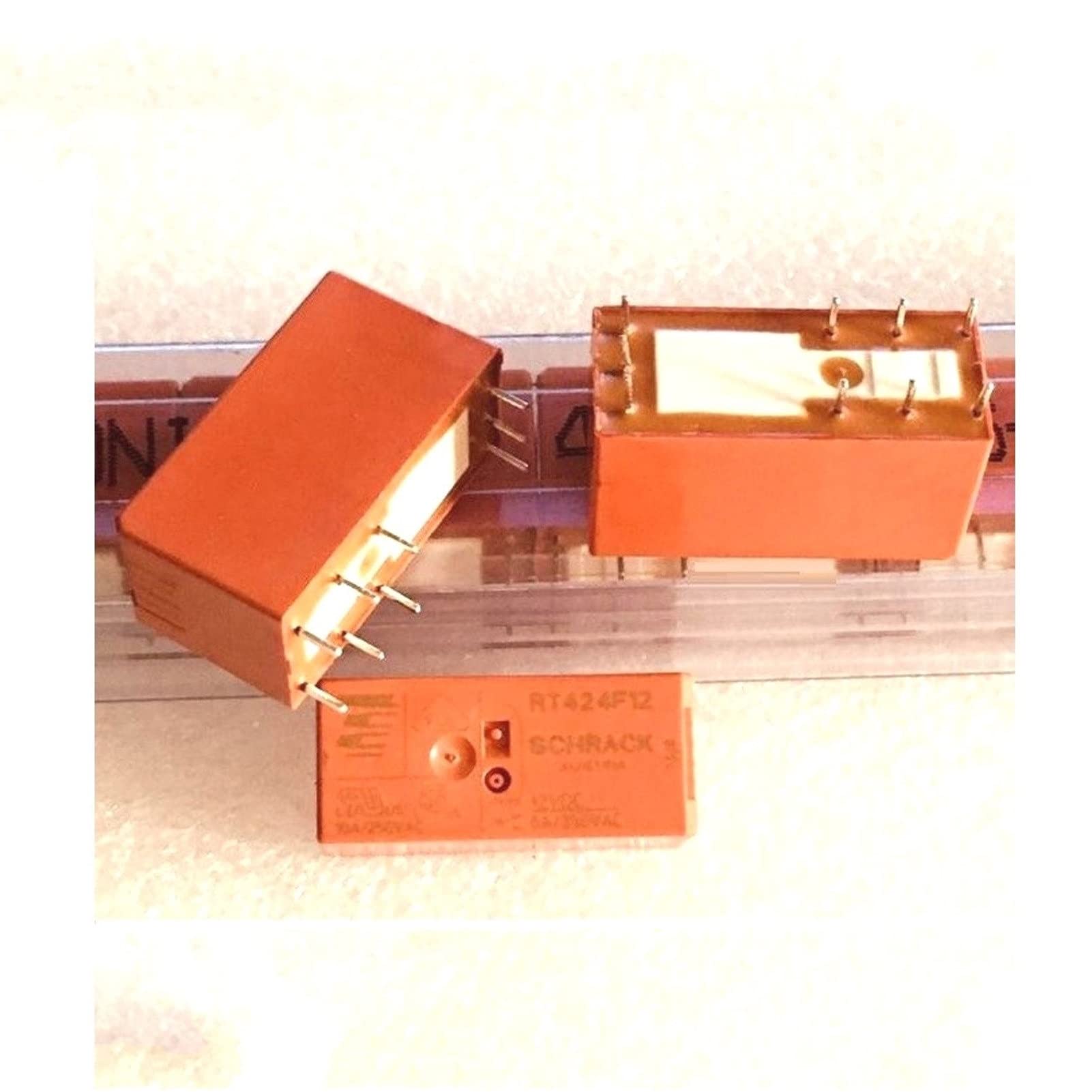 Relais RT424F24 24V pour automatisation de portail et domotique maison