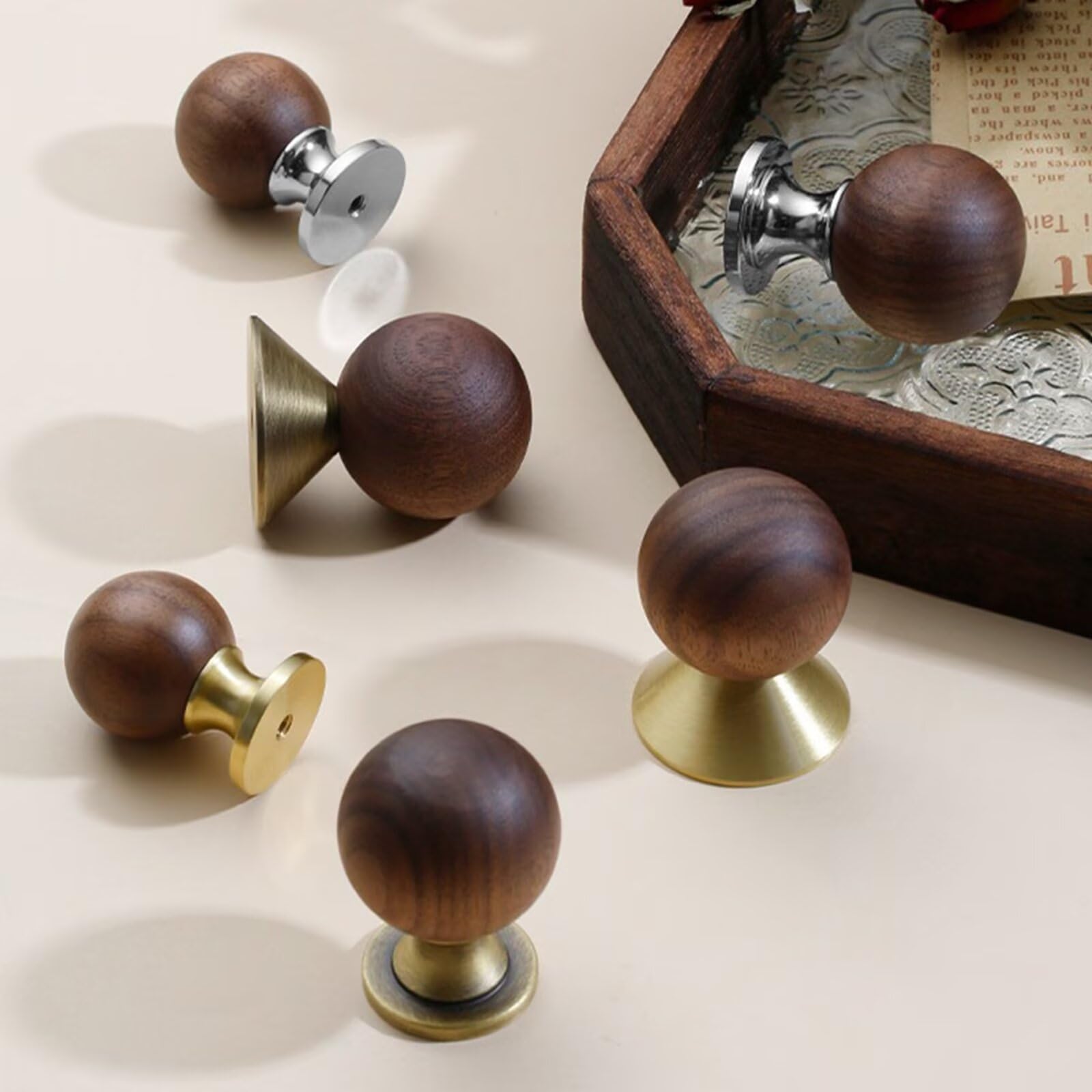 Set di 10 pomelli in legno naturale da 30 mm, semplici pomelli in legno massello di noce, maniglie per cassetti con viti, per mobili da cucina, porte, armadi, scrivanie, cassetti, librerie