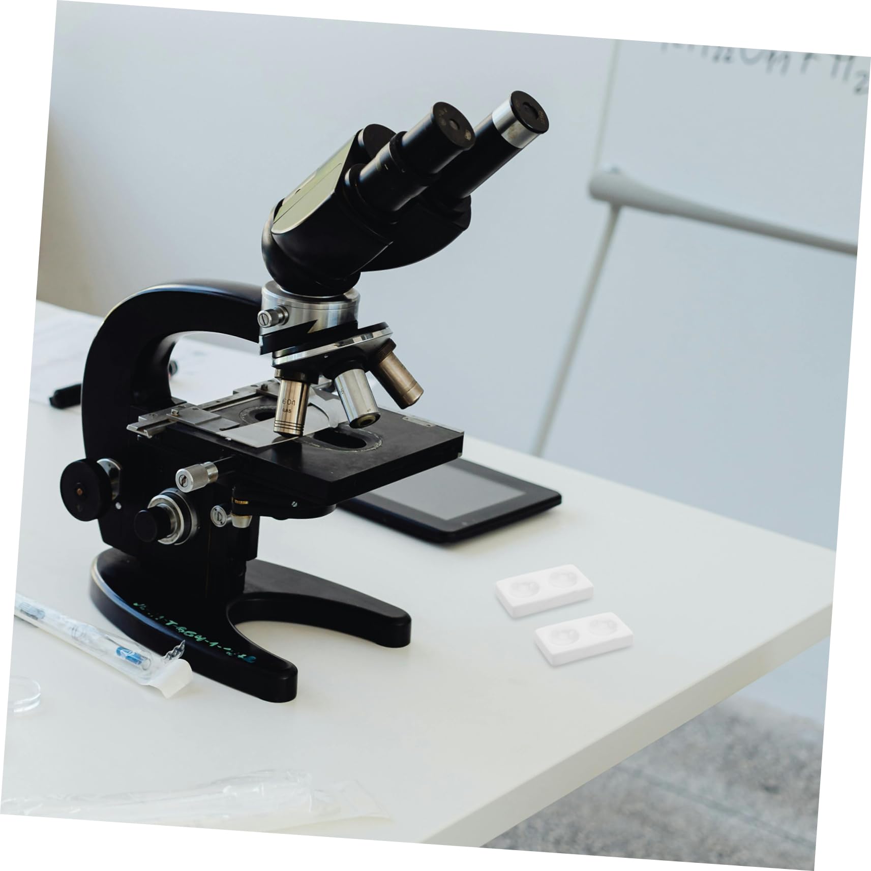 Abaodam 4 Stück Keramik Punktplatten für Chemische Tests mit 24 Mulden Weiße Labor Reaktionsschalen aus Robustem Porzellan Vielseitig Einsetzbar im Labor