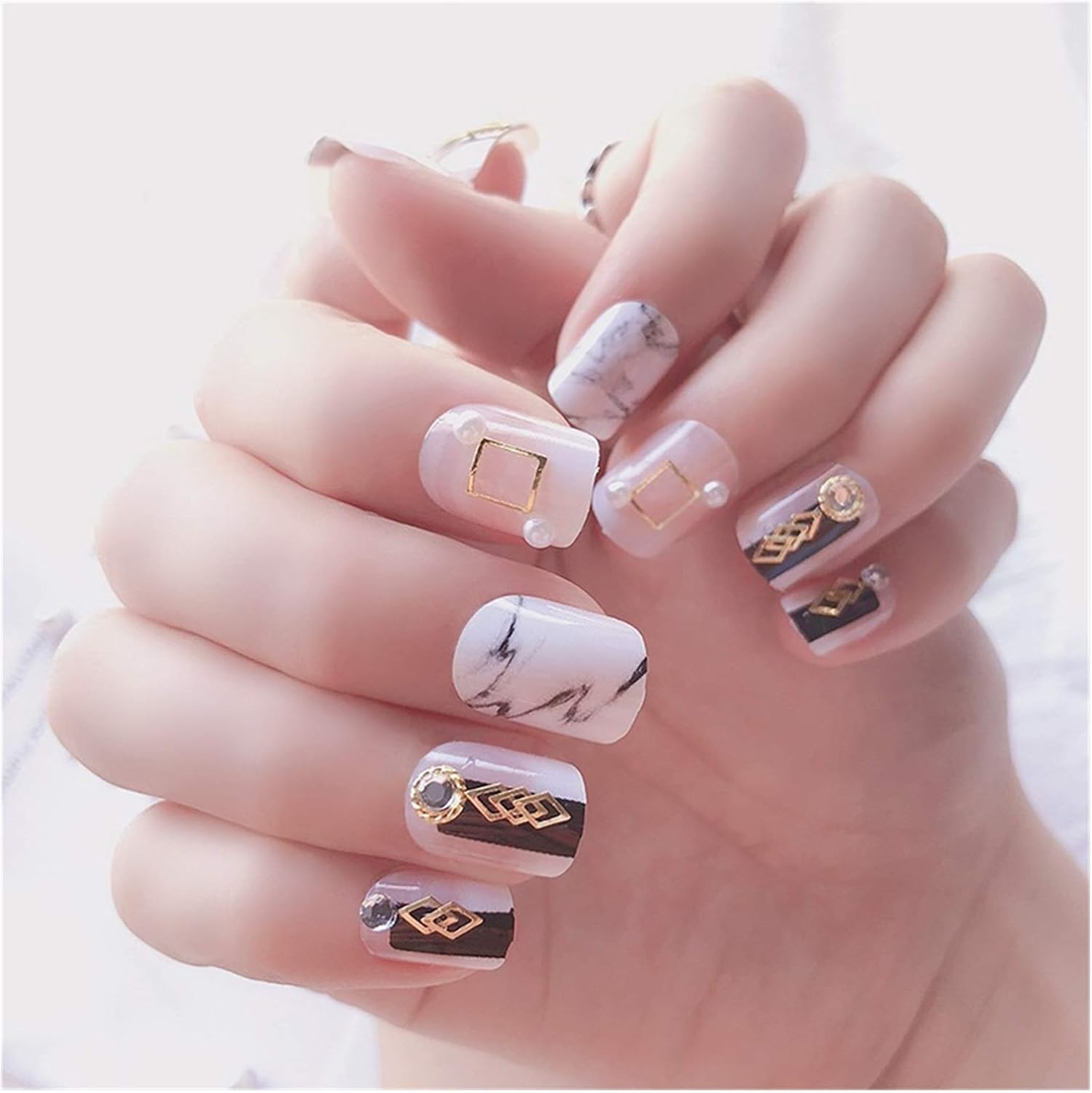 人気 ネイルアート装飾24ピースの美しさの女性のための人工的