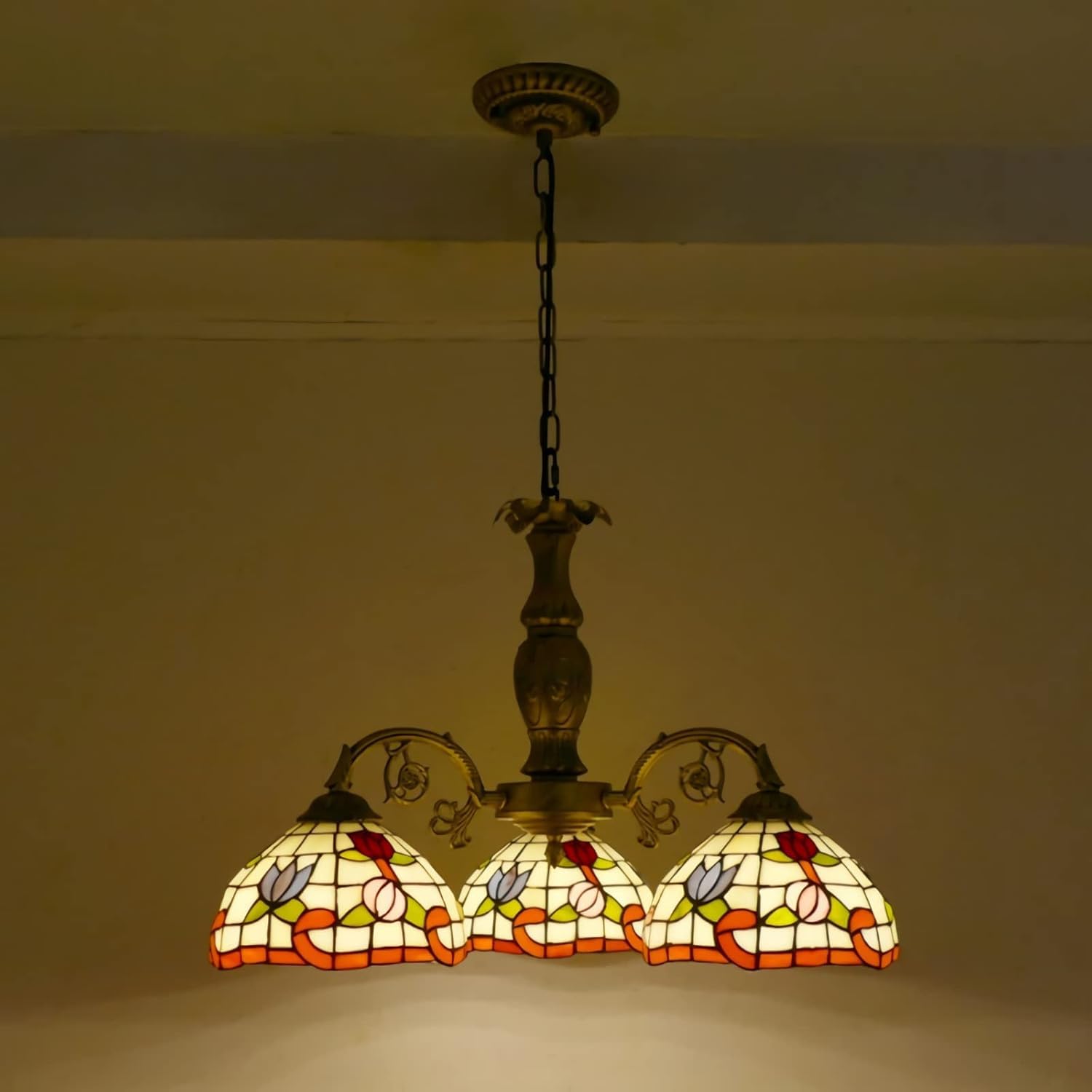 Lámpara de techo Tiffany de 3 luces con altura ajustable y cristal vintage