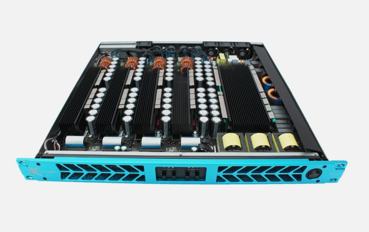 CVR D-3004 Series Professional Power Amplifier 1 Space 3000 Watts x 4 @ 8Ω Black