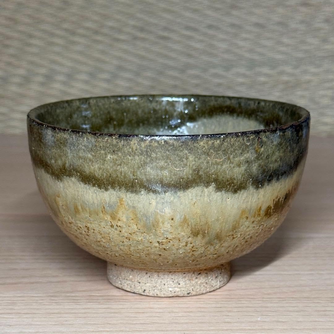 究極の古美術◼️蔵からかなり凄そうな茶道具の夏茶碗が出てきました。抹茶茶碗、 究極の古美術蔵からかなり凄そうな茶道具の夏茶碗が出てきました。抹茶