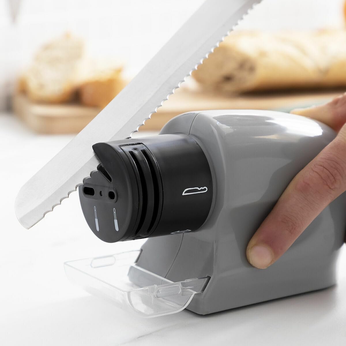 InnovaGoods | Afilador de cuchillos eléctrico multiusos 6 en 1 Esharp | Gris