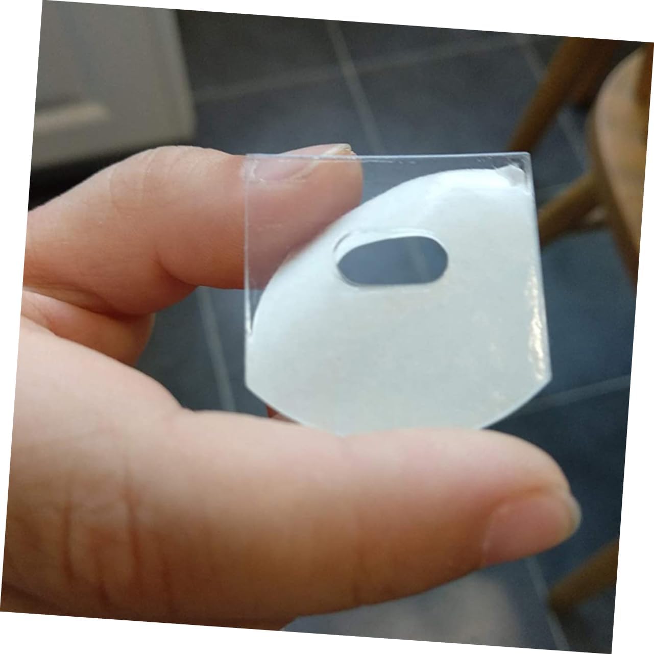 Cabilock 30pcs Adhesive Vertical Blind Repair Stickers Heavy-Duty Vane Saver Tabs for Easy Installation Essential Accessories for Home Decor
