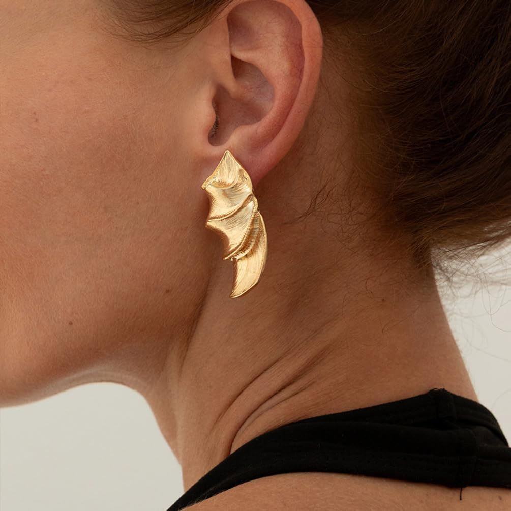 Trendy Gold Big Wavy Pleated Stud Earring for Women, Unique Silver Textured Irregular Geometric Earrings Statement Y2K Party Jewelry Costume Accessories - Image 3