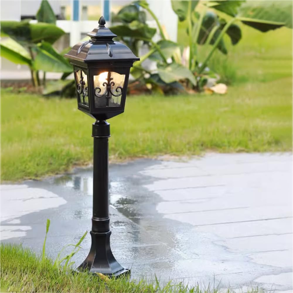 XINYASEE Lampione da esterno in alluminio nero, impermeabile, con paralume in vetro satinato; Palo luminoso a palo E27, ideale per cortili, vialetti, cortili e vialetti del giardino