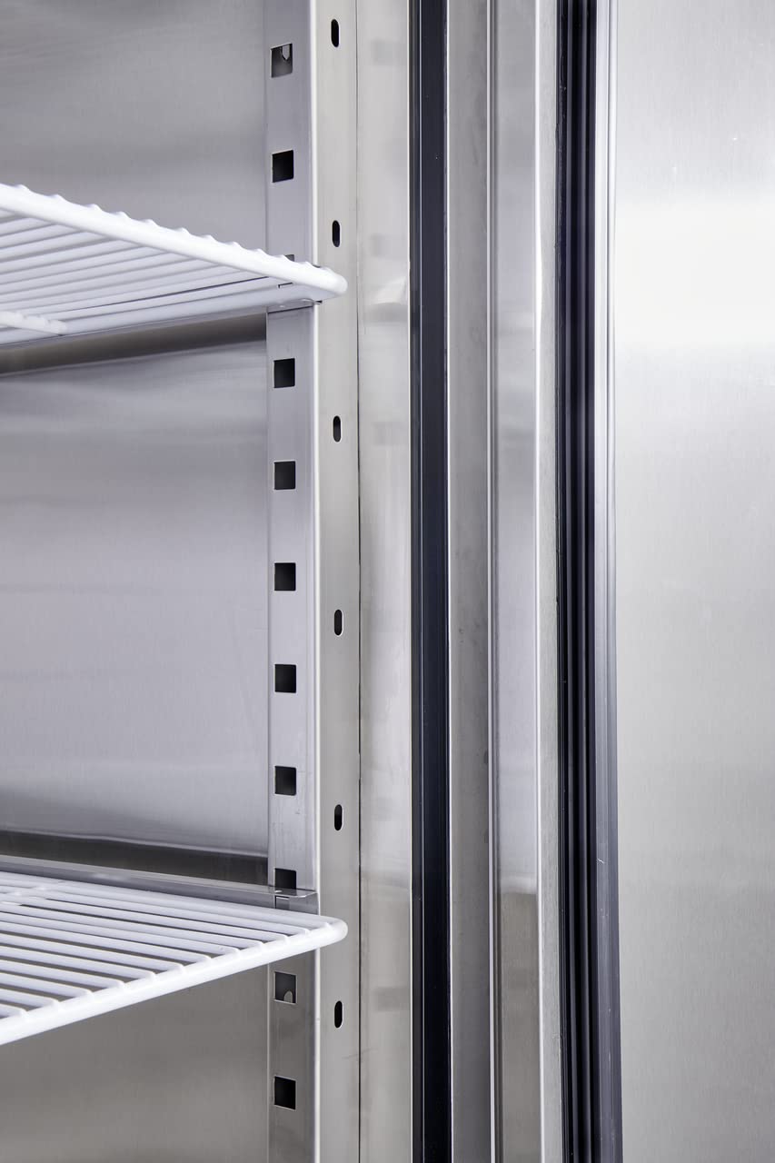 METRO Professional Frigorifero GRE2700, acciaio inox, 3 ripiani regolabili, sbrinamento automatico, refrigerazione ventilata, 455 l, 220 W, con serratura, argento