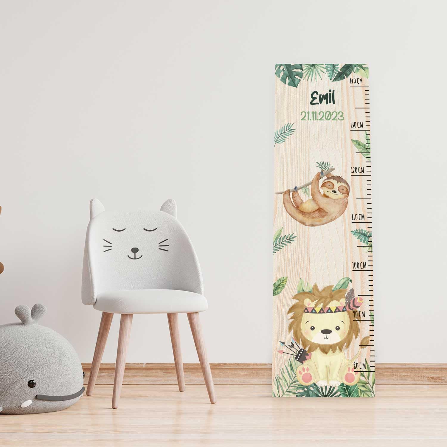 GRAVURZEILE Messlatte für Kinder aus Holz - Dschungel Design - mit Namen für Kinderzimmer - Skala misst 80-140 cm - Größe 20 x 70 x 2 cm - Geschenk zur Geburt für Mädchen & Jungen