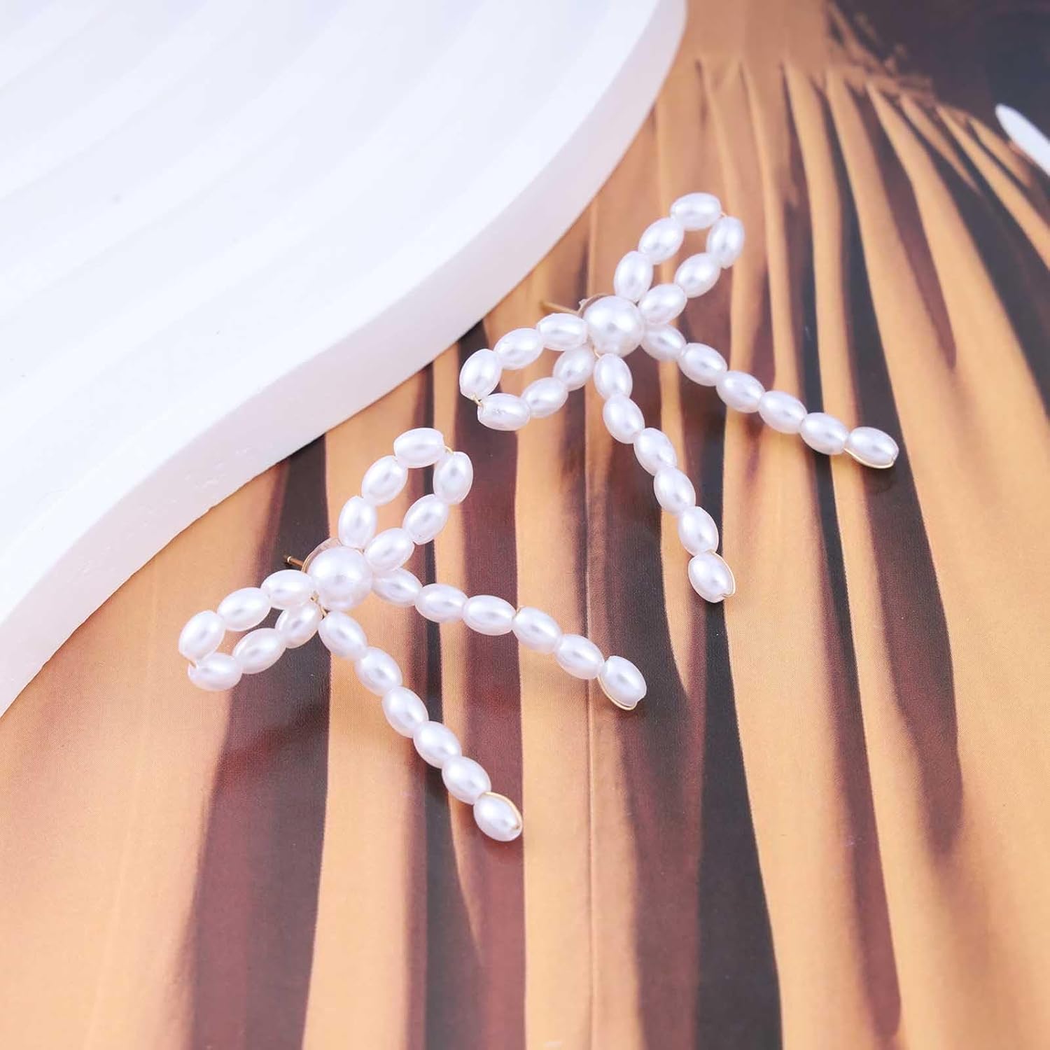 Andelaisi Boho Pearl Bow Earrings Vintage Bowkont Stud Earrings White Pearl Earrings Pearl Butterfly Knot Earrings Jewelry for Women - Image 6