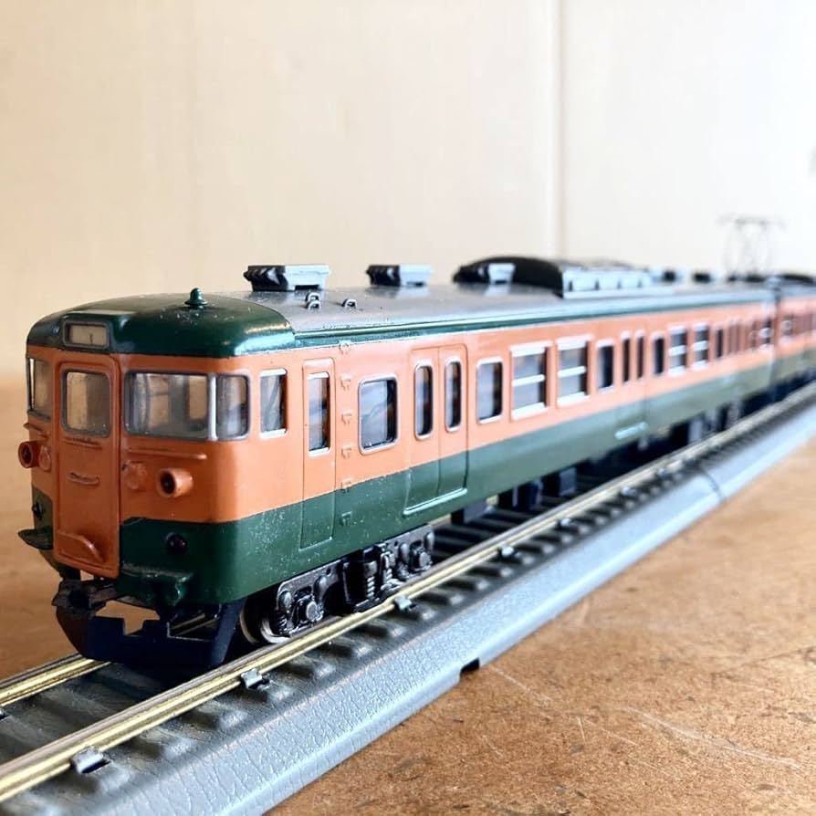 Amazon | エンドウ HOゲージ 近郊型 湘南色 113系 4両編成セット