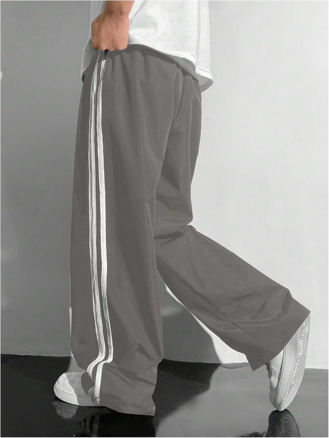 Boy's Wide Leg Pants Stripe Side Elastic Waist Baggy Sweatpants Running Athletic Pants Trousers - Image 2