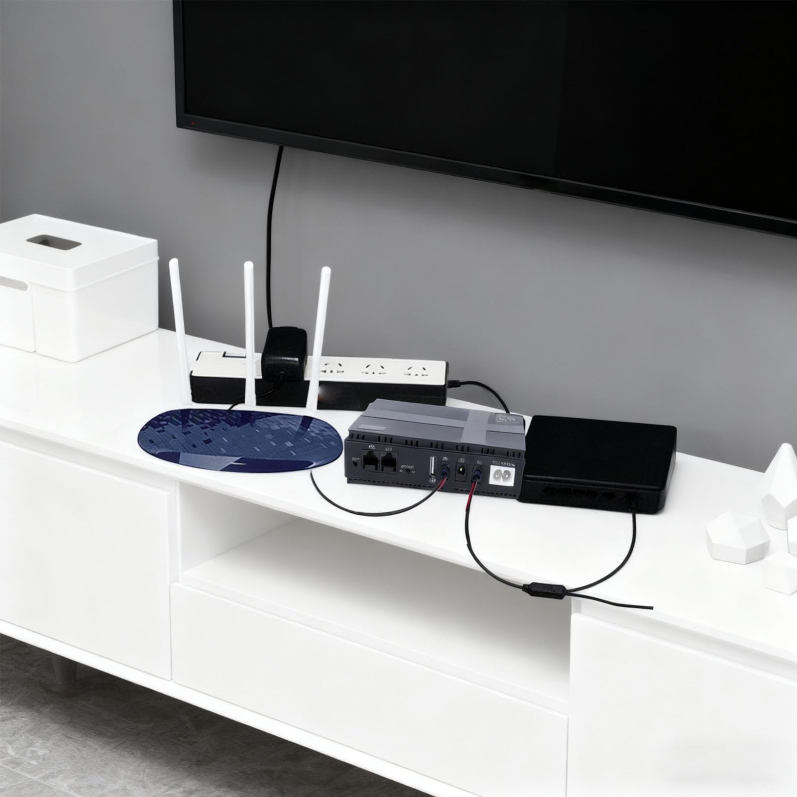 Mały Zapasowy Akumulator UPS, Zasilacz Awaryjny 8800 MAh z 6 Portami Wyjściowymi i Wskaźnikiem LED, do Routera Wi-Fi, Modemu, Kamery Bezpieczeństwa, urządzeń POE (wtyczka UE)