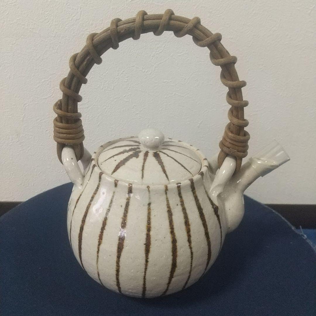 新品★竹内靖之【師：山本陶秀】★☆備前龍摘み籐手付き面取り土瓶 新品☆竹内靖之【師：山本陶秀】備前龍摘み籐手付き面取り