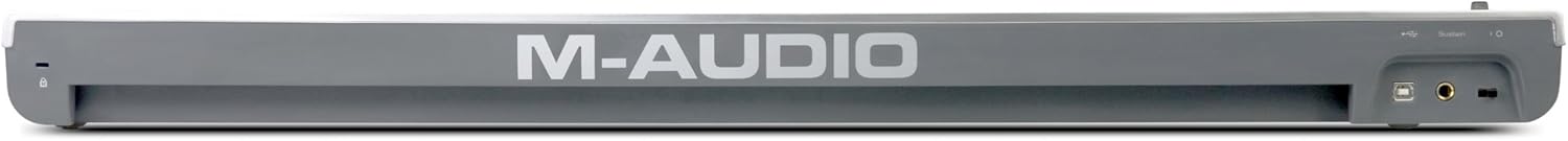 వెనుక view of M-Audio Keystation 49es showing USB port and other connections