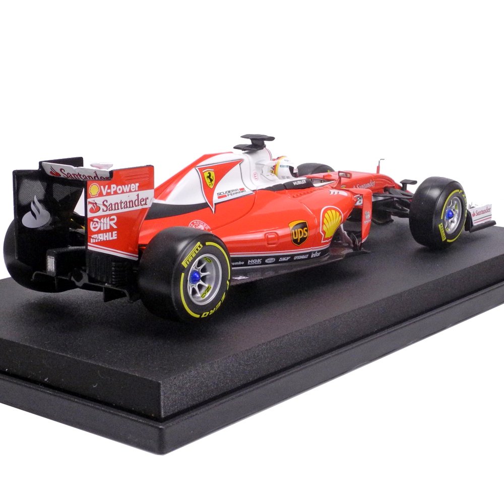 フェラーリ 1/18 burago ブラーゴ SF16-H 定価12960円 フェラーリ 1/18 burago ブラーゴ SF16-H 定価12960円 - メルカリ