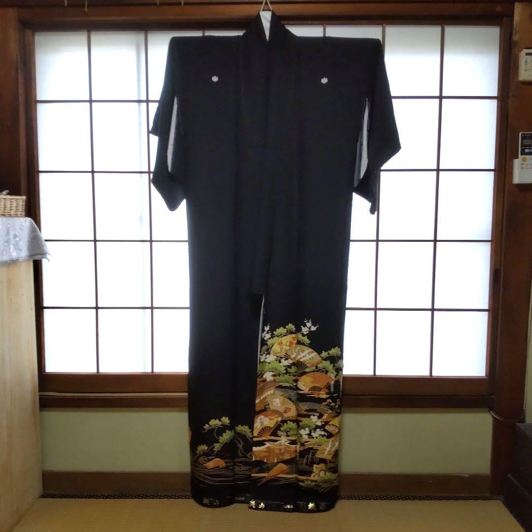 Amazon.co.jp: 留袖 黒留袖 留め袖 着物 絹 裄68 しつけ糸付 三味線 