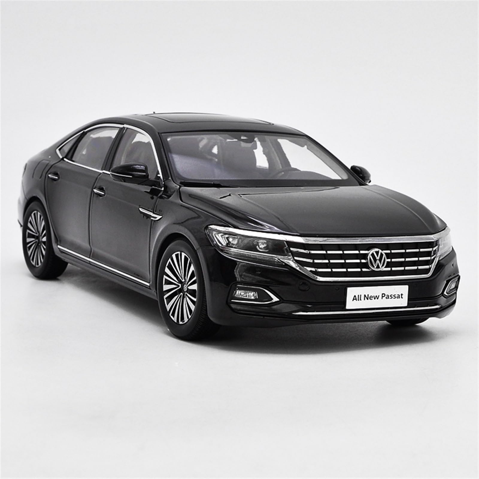 Amazon.co.jp: ミニカー スケールモデルカー 1/18 に適合