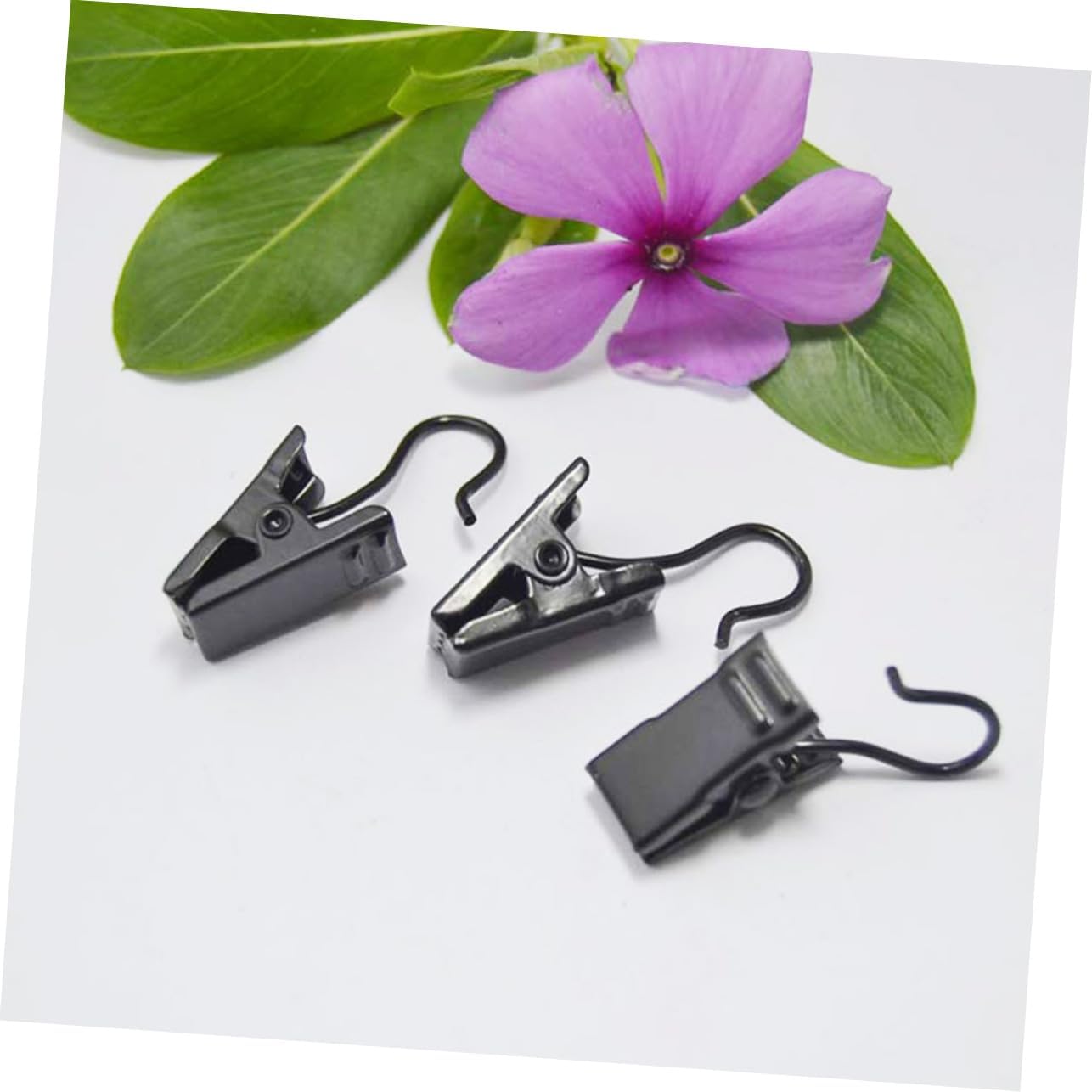 PRETYZOOM 120pcs Metal Curtain Clips with Hooks Black Drapery Rings for Hanging Curtains Adjustable Hooks for Window and Door Use